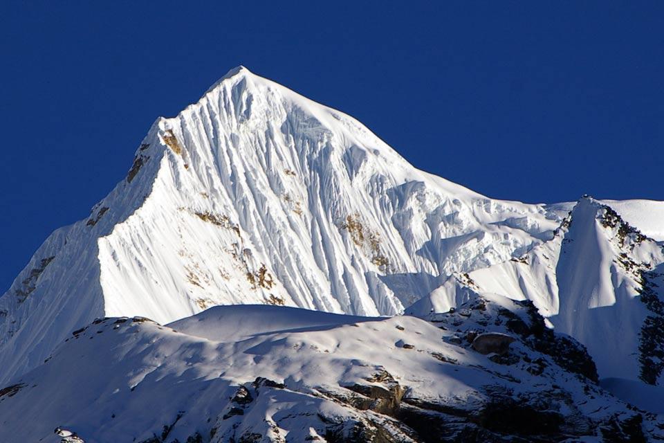 Singu Chuli Peak Climbing