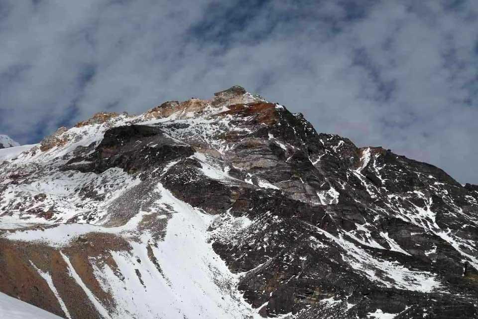 Yala Peak Climbing